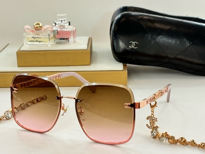 Chanel Sunglasses 86